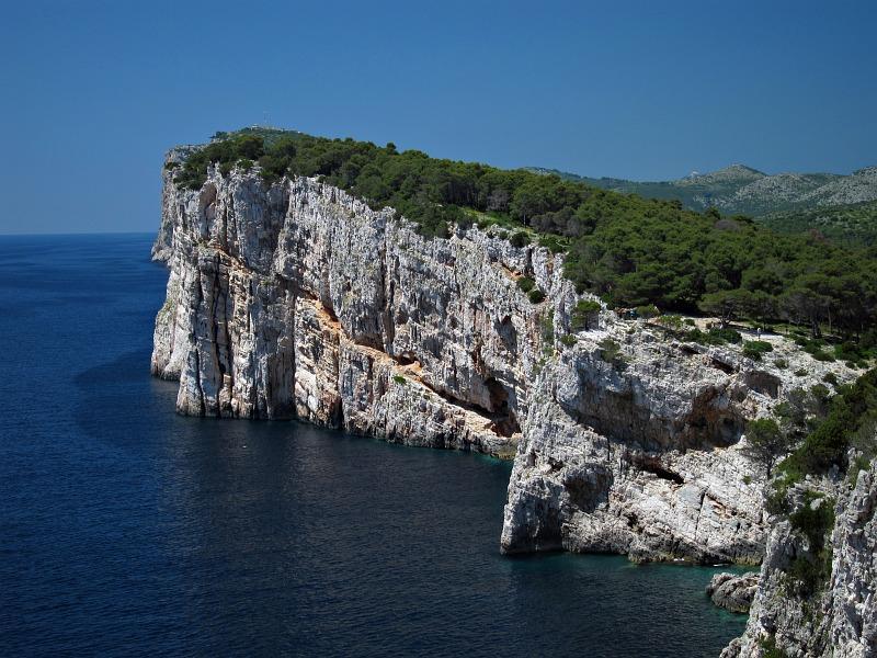 Charming Old Stone House Apartment Sali
