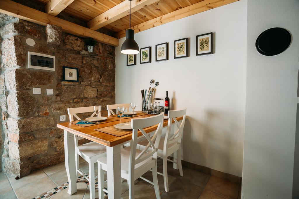 Charming Old Stone House Apartment